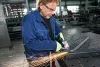 BOSCH 06019J4002 GWS 18V-10 Akumulátorová uhlová brúska 125 mm (bez batérie a nabíjačky)